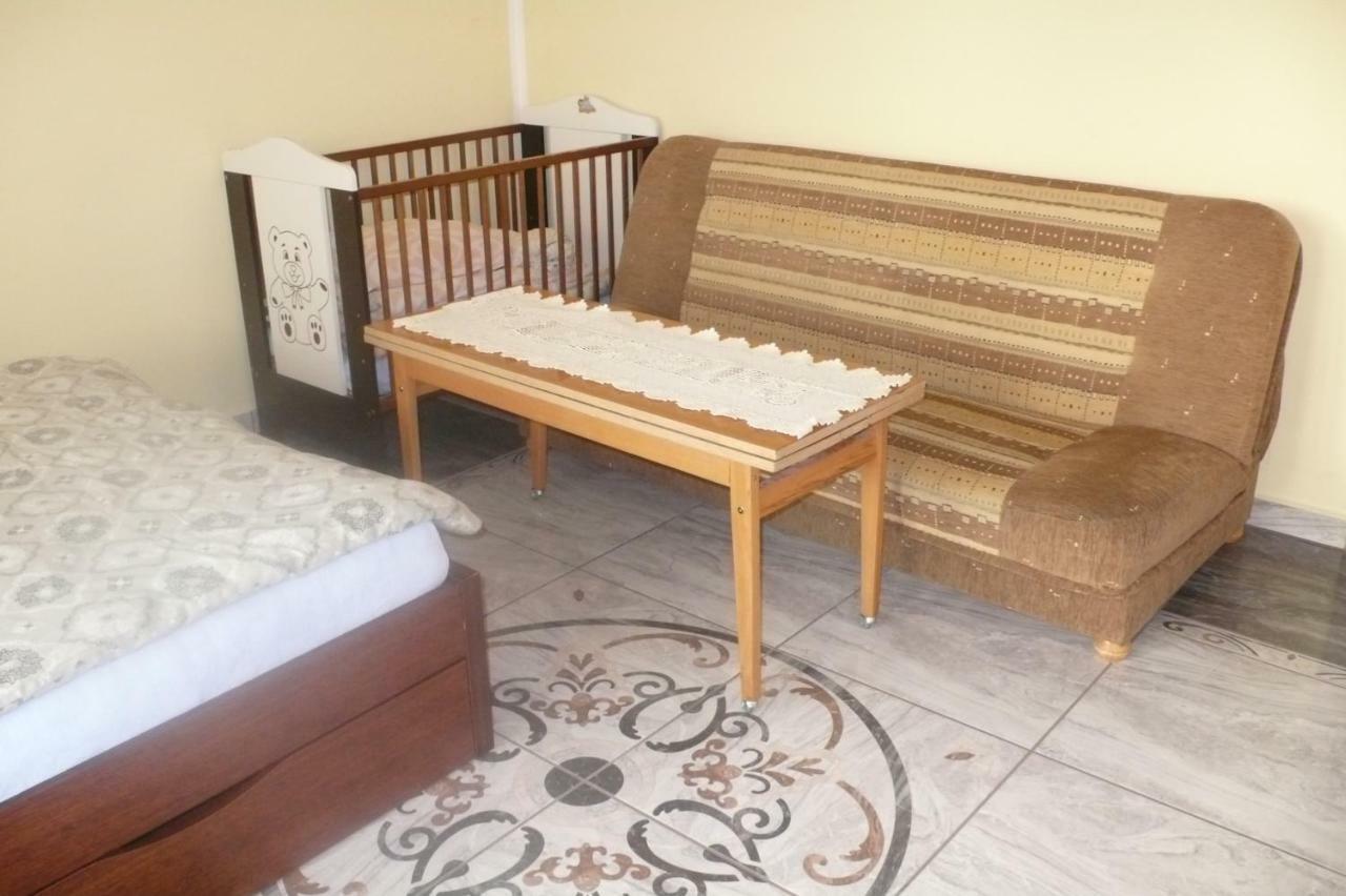 Banana Apartment Торунь Екстер'єр фото